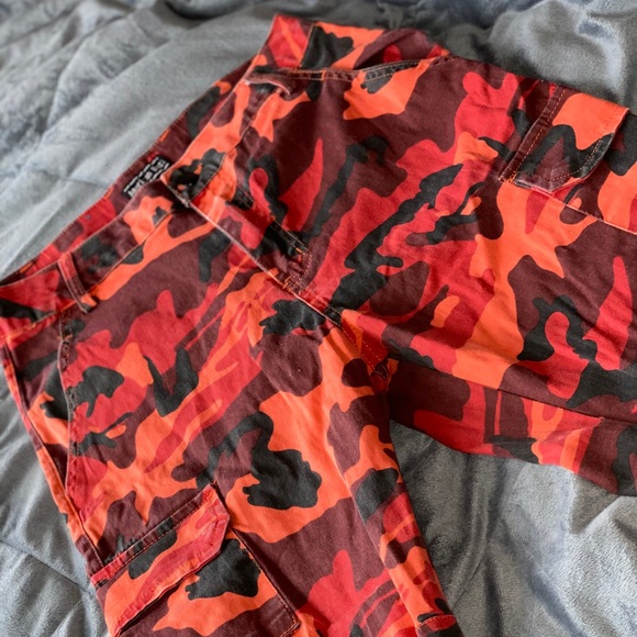 Camo pants - Picture 2 of 3